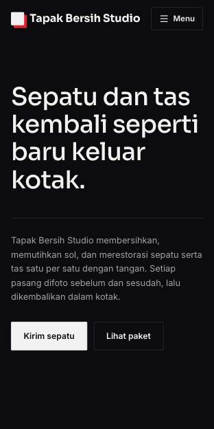 Tampilan template Premium gelap di ponsel