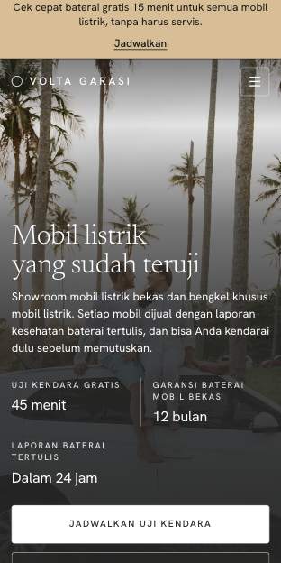 Tampilan template Showroom sinematik di ponsel