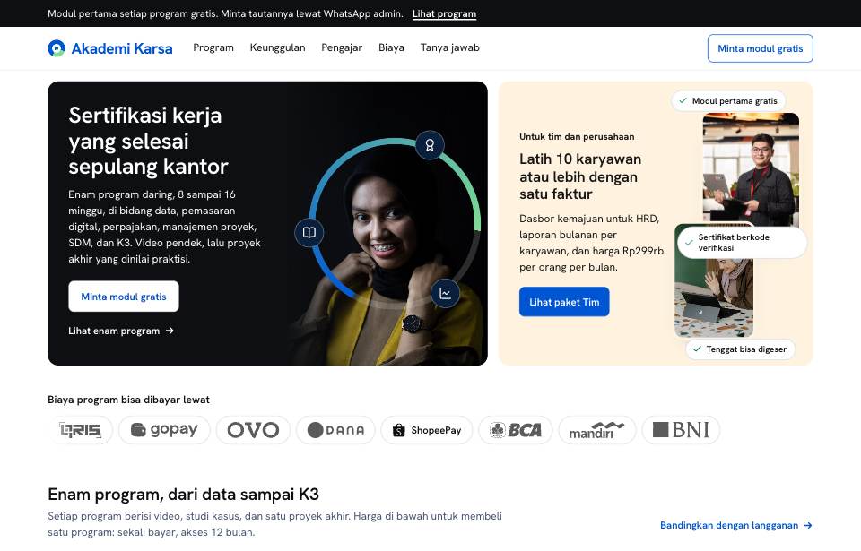 Tampilan template Katalog kursus di layar komputer